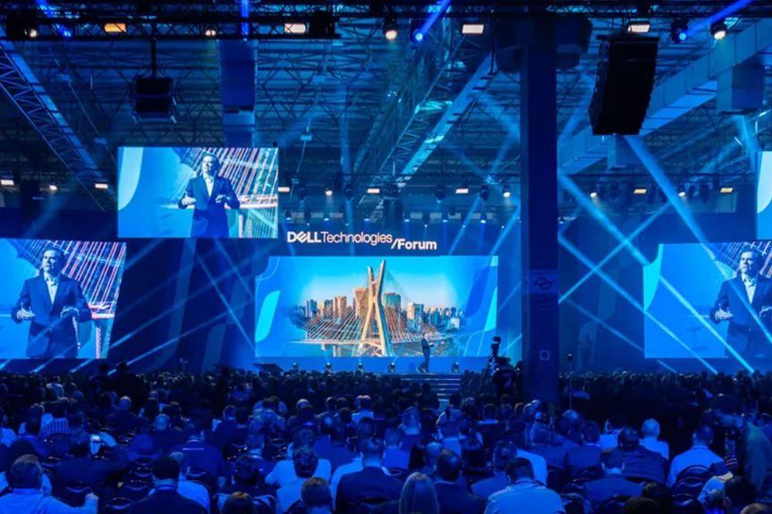 Estande da Dell no Dell Tech Forum 2025, com ativações interativas, cenografia e operação técnica no pavilhão.